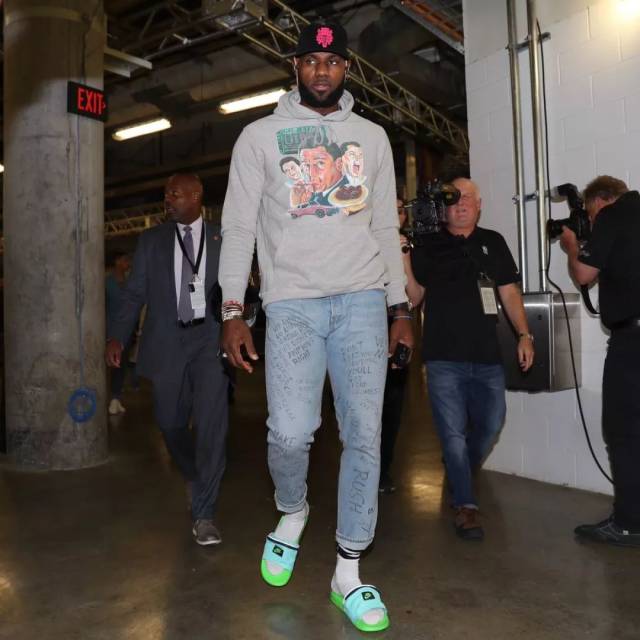 当气氛舒适 当气氛舒适