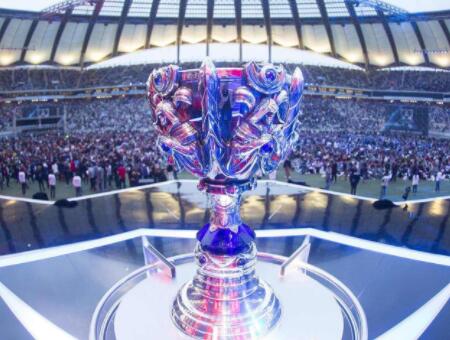 然而三方面 然而三方面