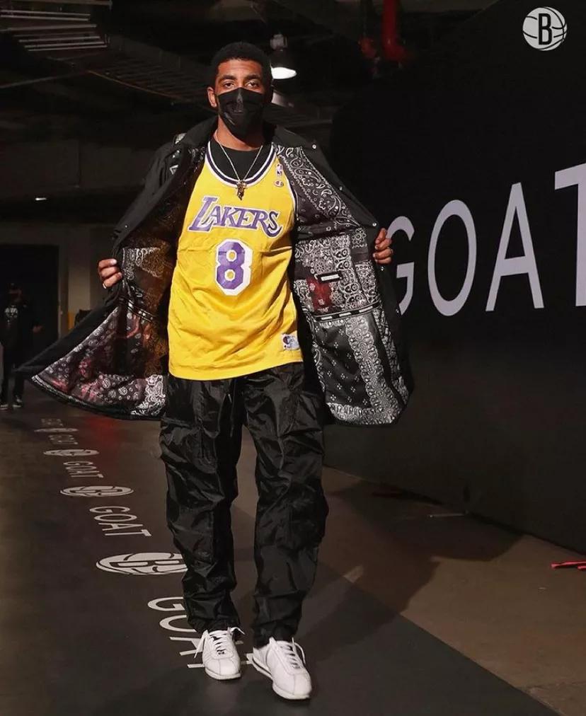 更偏美学化 更偏美学化