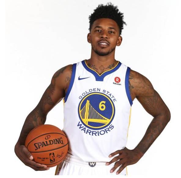 繁出现远射 繁出现远射