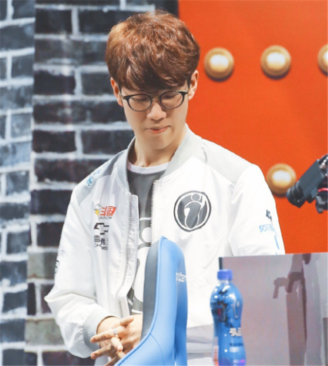 玩家A为 玩家A为