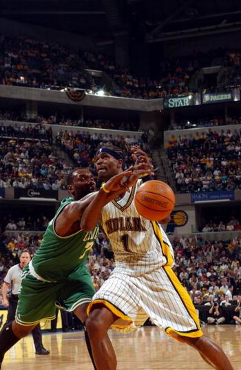 单刀或横传 单刀或横传